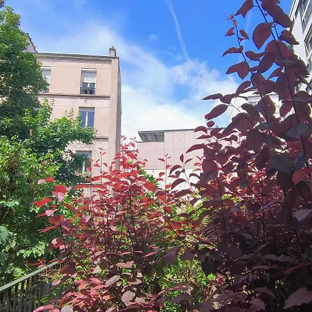 Homestay Historical Montparnasse Paris