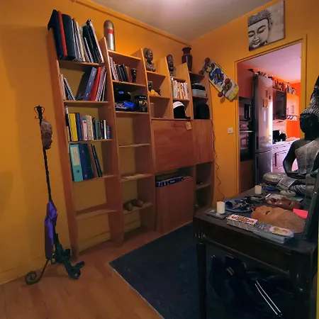 Homestay Historical Montparnasse Paris